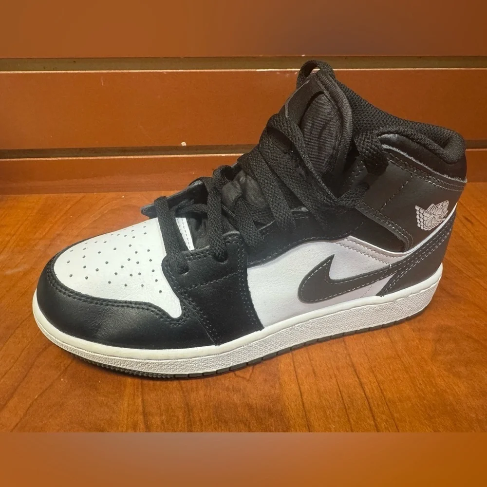 Nike Black and Gray High-Top Sneakers
